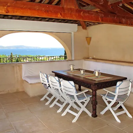 Ferienhaus Mit Pool Sur Mer 160s Holiday home *